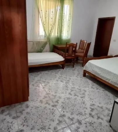 Mane Lleshi Guest house Durres